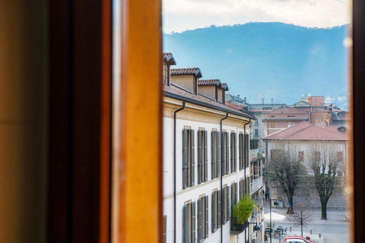 Apartment Piazza Roma By Quokka 360 - Historic Flat In The Centre Of Комо Екстериор снимка